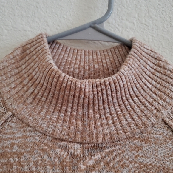 SPLENDID mock neck sweater - Picture 6 of 7
